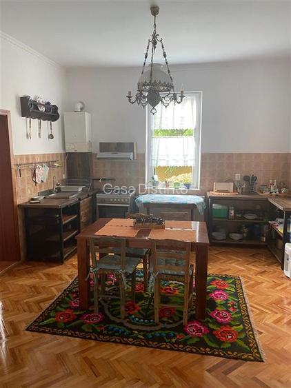 Apartament zona centru vechi cu spatiu verde parter - 2