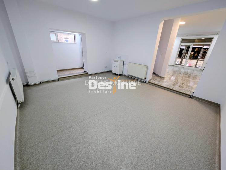 Chirie Spațiu comercial Kaufland Podu de Piatra 56 mp la stradă vitrina renovat - 5