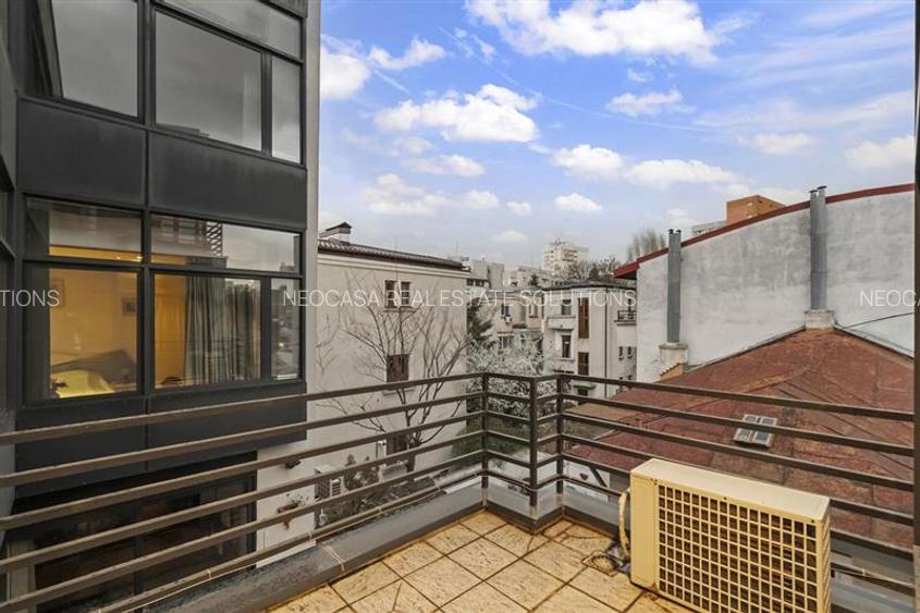 VILA CU SPATII GENEROASE IN DOROBANTI CU LIVING DE 75 MP SI TERASE DE 100 MP - 29