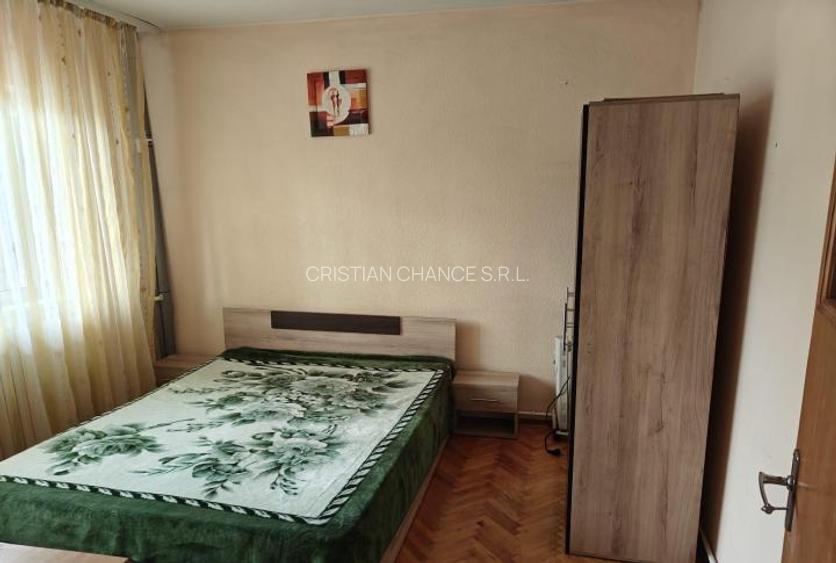 15686  Apartament 3 camere mobilat Casa de Cultura - 2