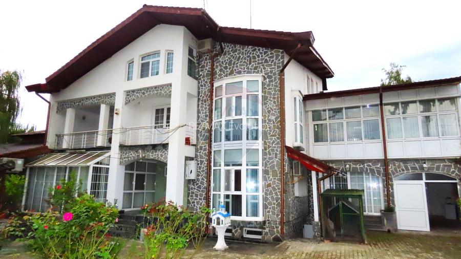 Vila de Vis în Breaza - O Oază de Eleganță și Confort - 4