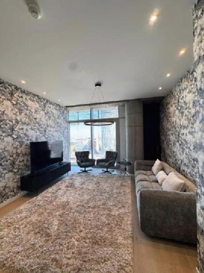 Up Site, Top Floor, Luxury 2-Room Apartment, First Rental - 2