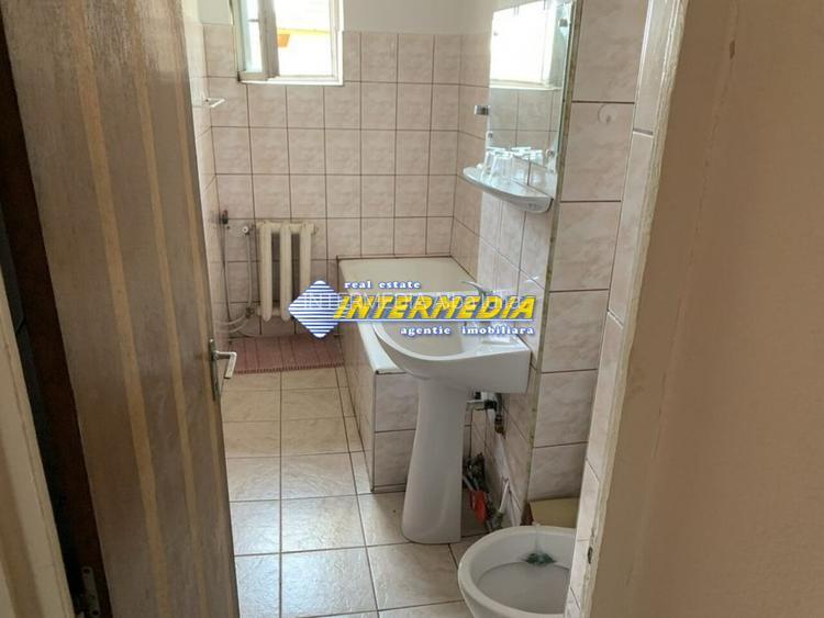 Apartament 3 camere etaj 2 +garaj + boxa in Cetate zona Caroline - 6