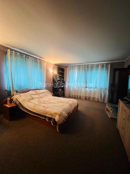 Casă solidă  Săsar la cheie ,zona Vama ,teren 10 ari ,la 3 min de Baia Mare c - 13