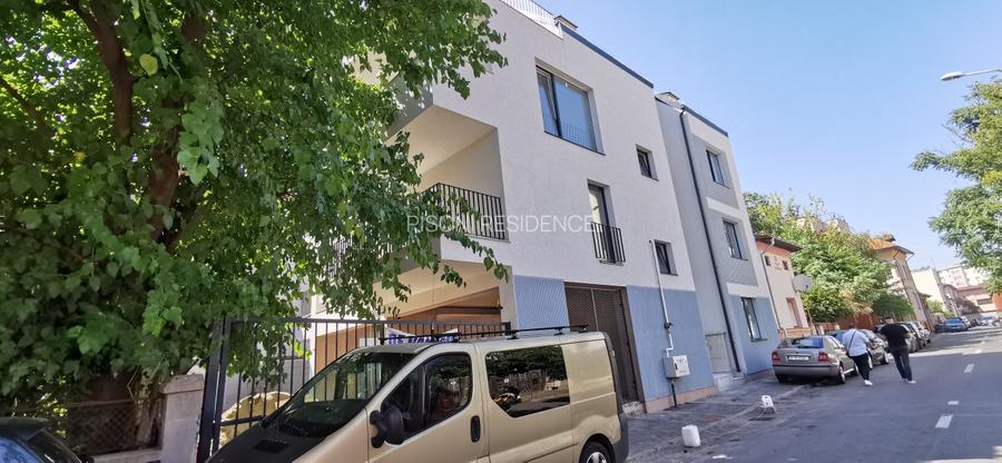 Apartament  3 camere cu grădină, loc de parcare - Plevnei,  Str. Pisoni - 2