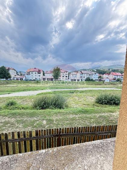 Casă / Vilă cu 5 camere de vânzare în zona Central Gura Humorului - 11