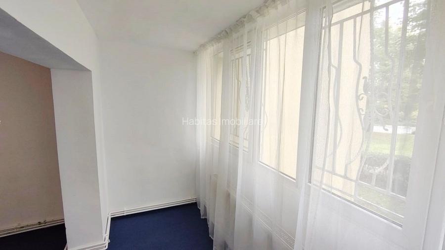 Apartament 3 camere,  70 mp , parter inalt/ 4E,  zona U.T.C.N.,Zorilor - 12