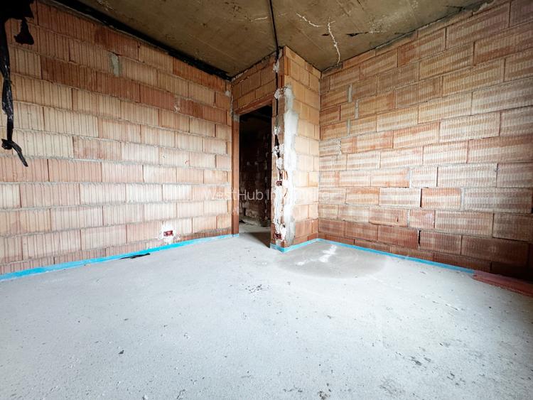 Duplex despartit prin camera tehnica, 121mp utili,350mp teren -Mosnita - 12