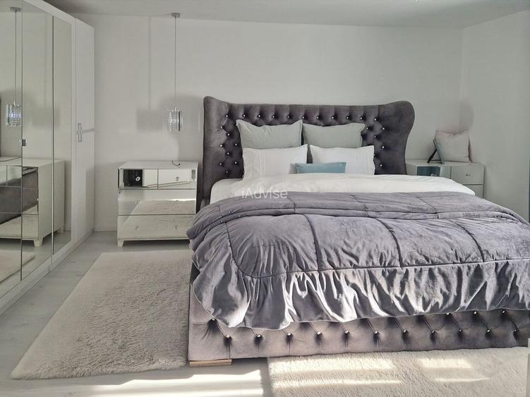 PROPRIETATE VERSATILA, complet renovată– 220 m² utili + 130 m² curte privată - 5