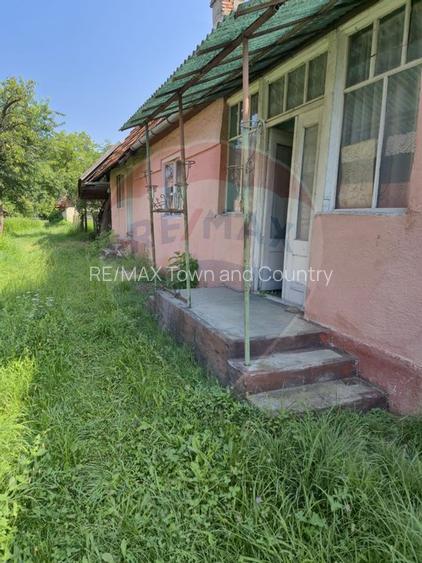 Casa / Vila cu 4 camere de vanzare - 4