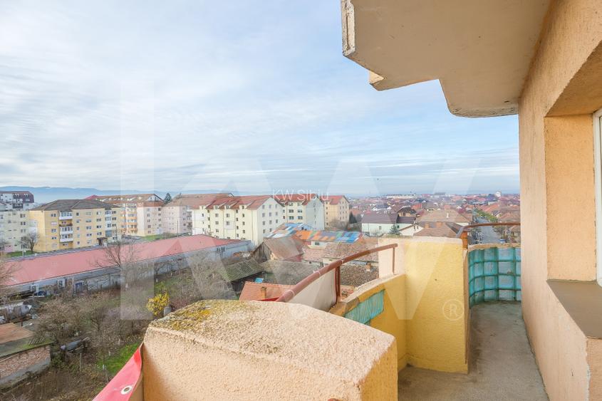 Apartament 3 camere  Etaj 5/8  73 mpu Str. Lunga Sibiu  - 12