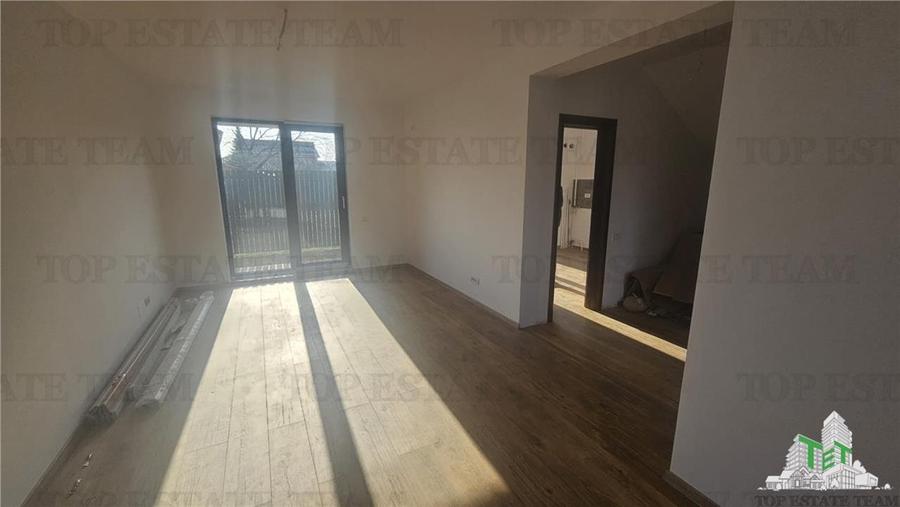 Vila lux 4 camere+mansarda 52mp in Chiajna