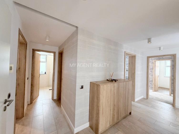 PENTHOUSE KASPER CORESI 4 CAMERE TERASA PANORAMICA TERMEN SCURT