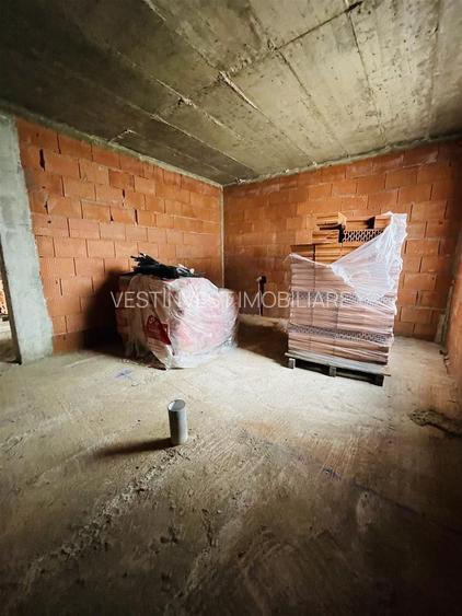 Casǎ de vânzare plan Parter Semifinisatǎ Cihei - 6