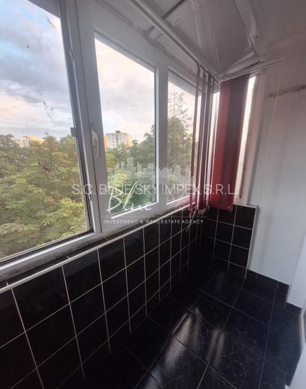 Apartament spatios cu 4 camere in zona Tomis 3 – Aleea Heracleea - 15