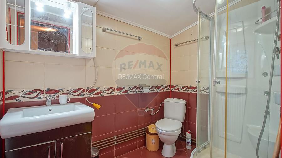 Casă cu 6 camere de vânzare în Azuga, Comision 0%! - 24