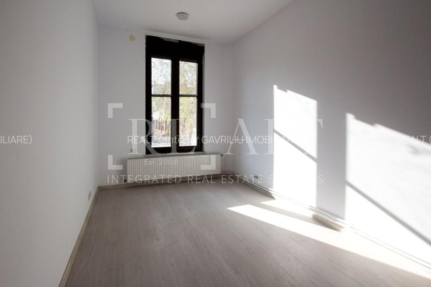 Inchiriere casa, vila 7 camere | Individuala, Renovata, Curte | Campul Pipera - 24