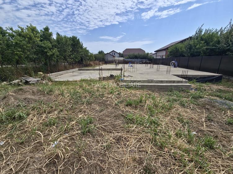 Valu lui Traian Teren cu fundație proiect P+1 autorizat 607 mp - 3