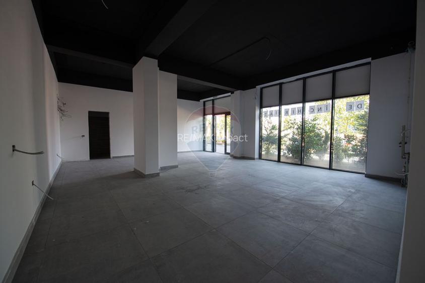 Spatiu comercial de inchiriat 86mp cu vitrina Militari - 14