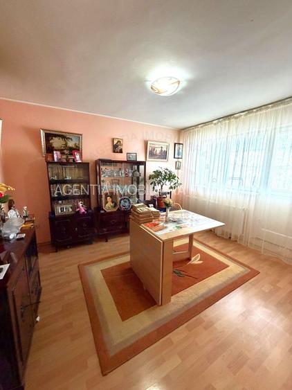 69.500 euro, negociabil,2 camere decomandate, 50mp, etaj 1, Micro19 - 3