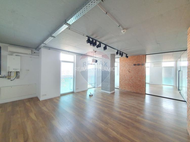 Birou modern 151 mp în Arad Plaza, 2 locuri de parcare - 11