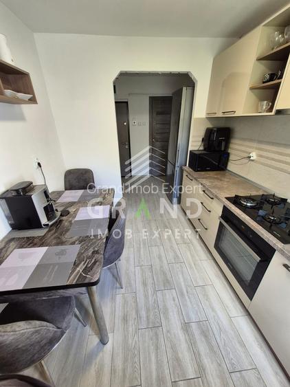 Apartament de vanzare 3 camere , 65 mp ,Manastur. - 2