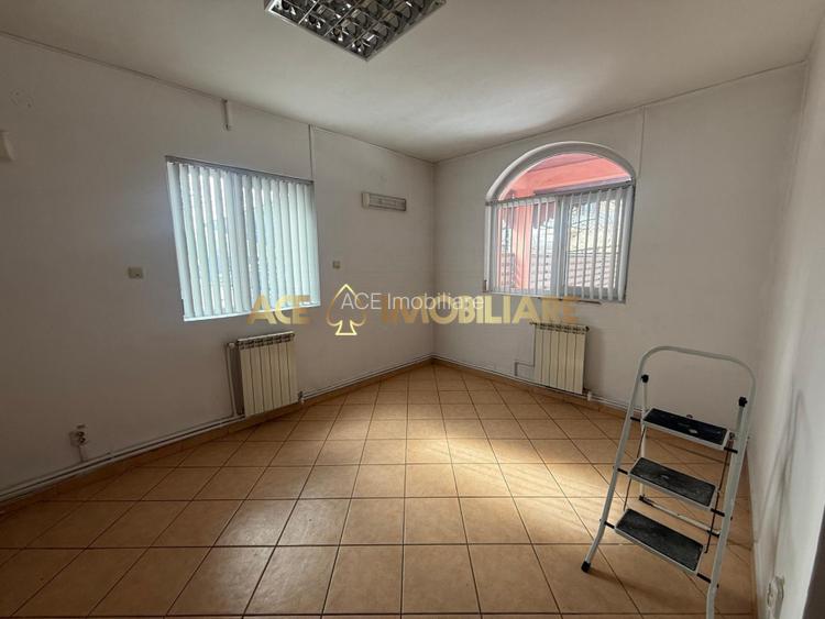 De inchiriat Casa | 9 Camere | Vitan | Centrala  | Curte Proprie | Firma - 12