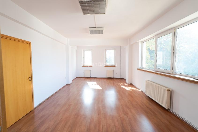 Spațiu Premium Luminos (160 mp) – Etaj 1 | Scară Privată | Birouri | Central - 7