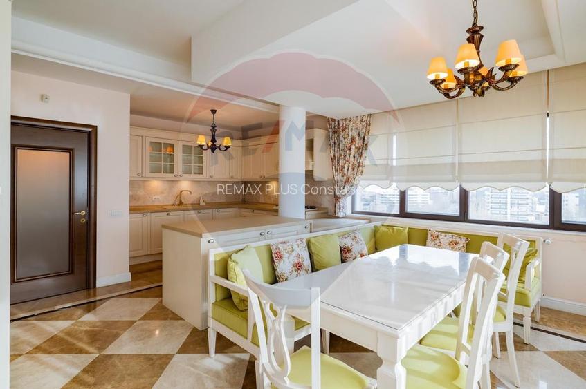 Penthouse de vanzare in Mamaia vedere frontala lac si marea Neagra - 19