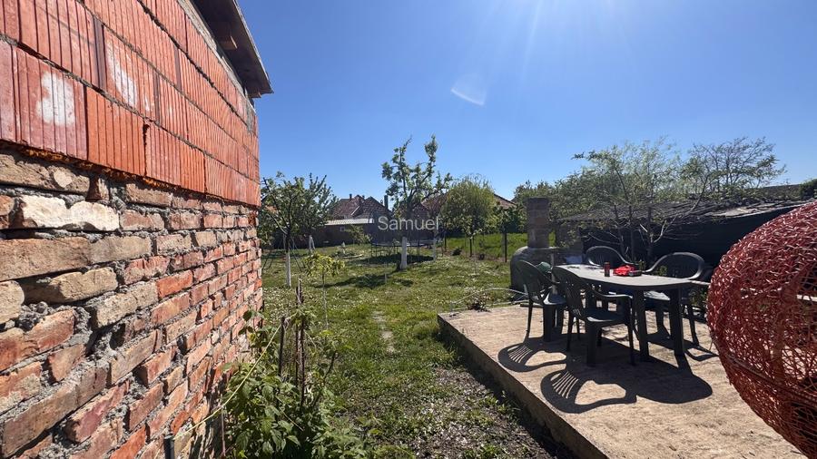 Casa in localitatea Lovrin - 2