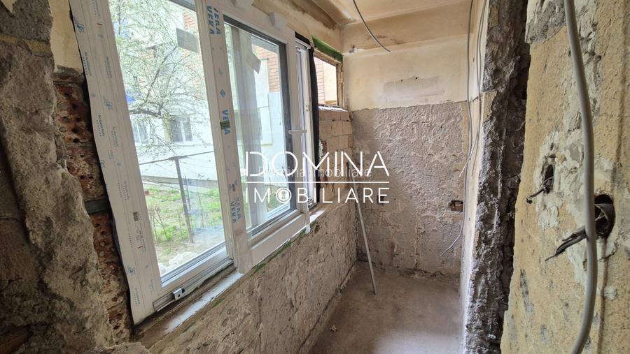 Vânzare apartament 3 camere, în Tg. Jiu, str. Nicolae Bălcescu - zonă centrală - 9