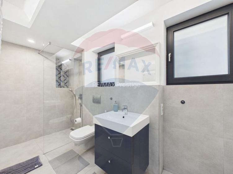 Clădire nouă cu lift, curte proprie, terasa 55 mp, in Banu Manta - 36