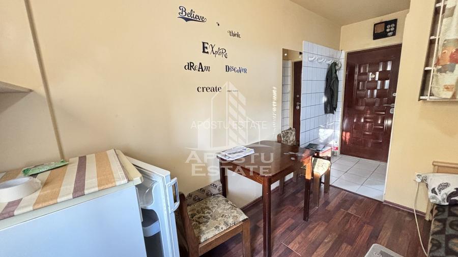 Garsoniera in Complexul Studentesc, etaj intermediar, ideal investitie - 4