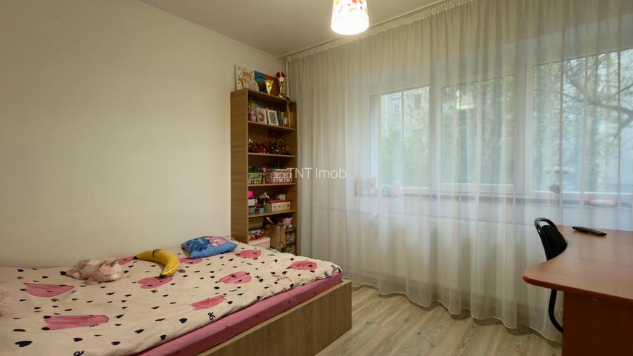 Apartament 3 camere Militari Lujerului, etaj 1, decomandat, 91 mp ! - 11