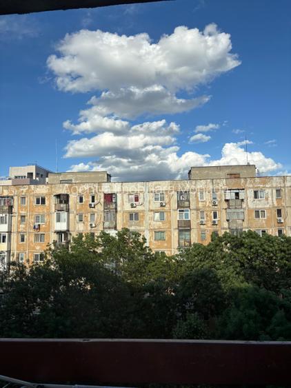 Apartament 3 camere Vanzare | Gorjului (2 minute de metrou) | An 1976 - 6