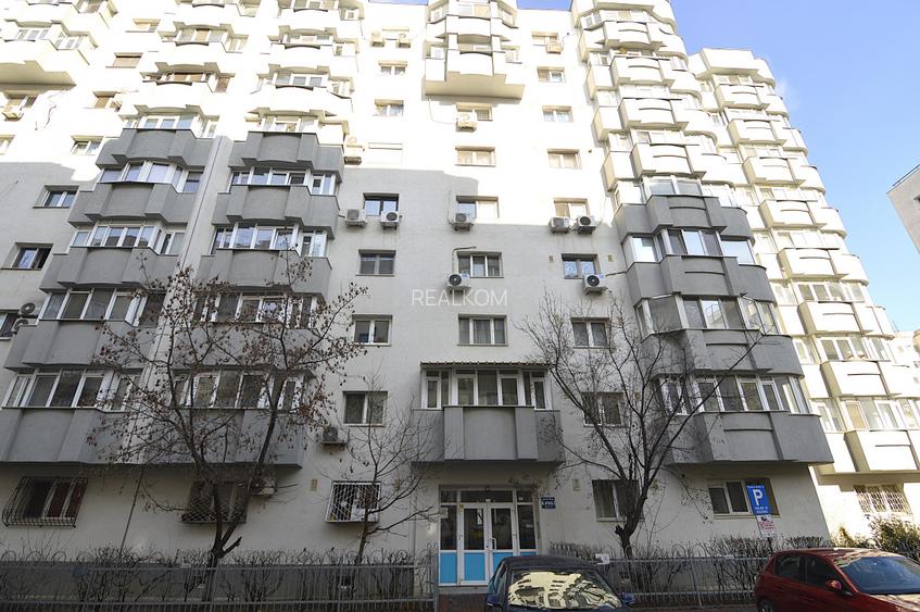 VANZARE APARTAMENT 3 CAMERE UNIRII – ZEPTER - 34