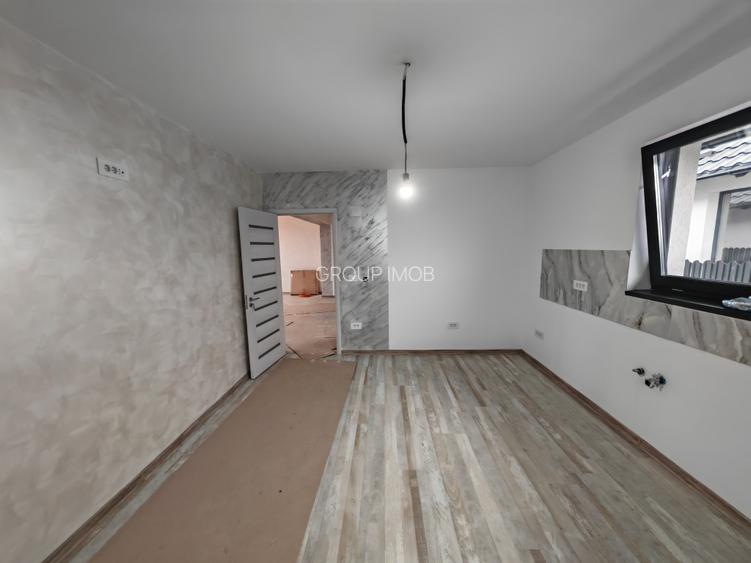 Case Moderne cu Design Elegant, in Lilieci - 12