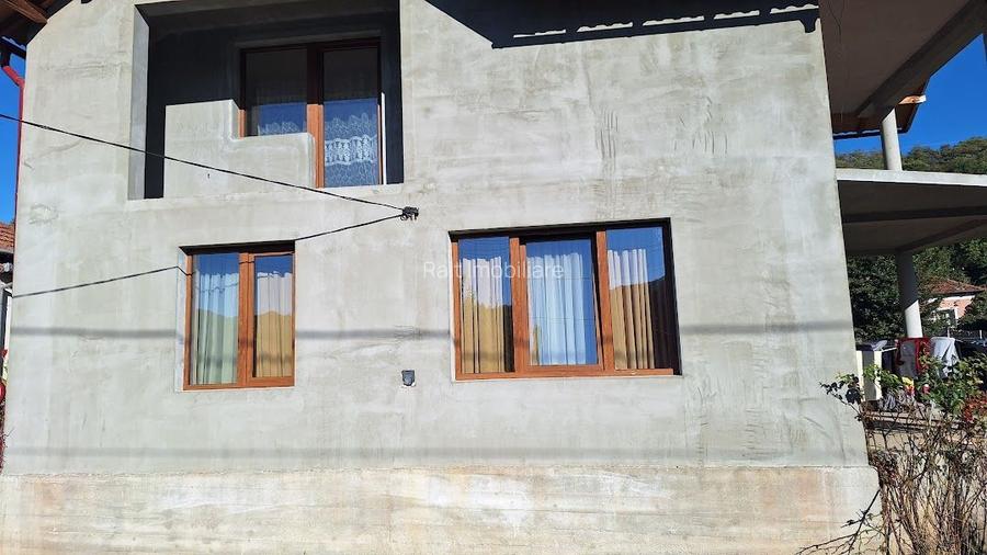 Casa de Vanzare Corbeni- Oestii- Arges - 5