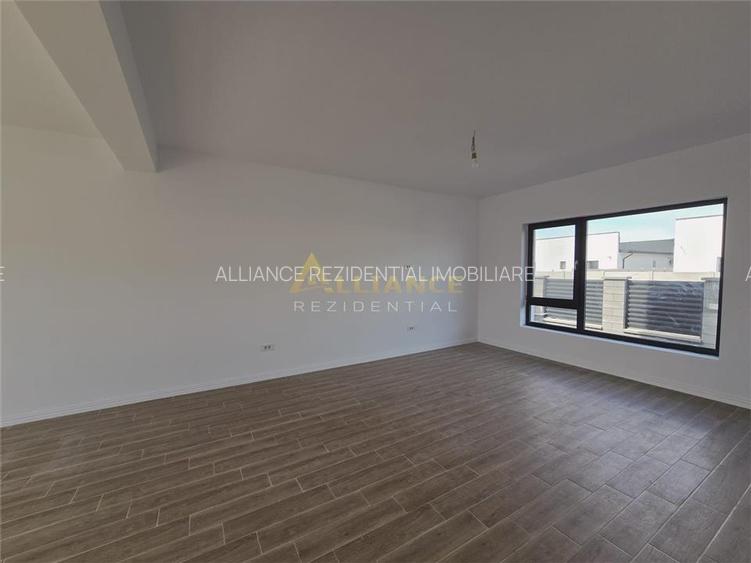 Vila individuala- 375mp teren- 4 camere- beci- Geamuri tripan - 3
