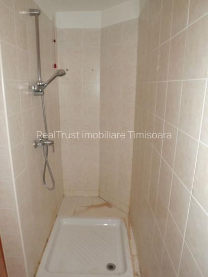 Ansamblul Rezidential RING. Apartament cu 2 camere, foarte SPATIOS, terasa MARE - 9