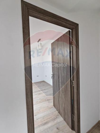 Apartament cu 4 camere de vânzare in zona centrala - 18