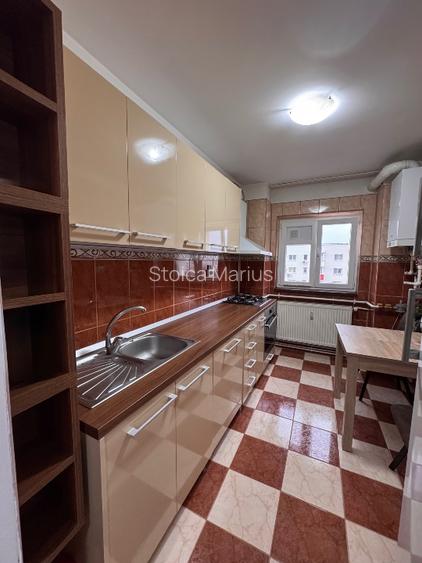 Apartament decomandat 2 camere de închiriat – Luica 45, Sector 4,  - 7