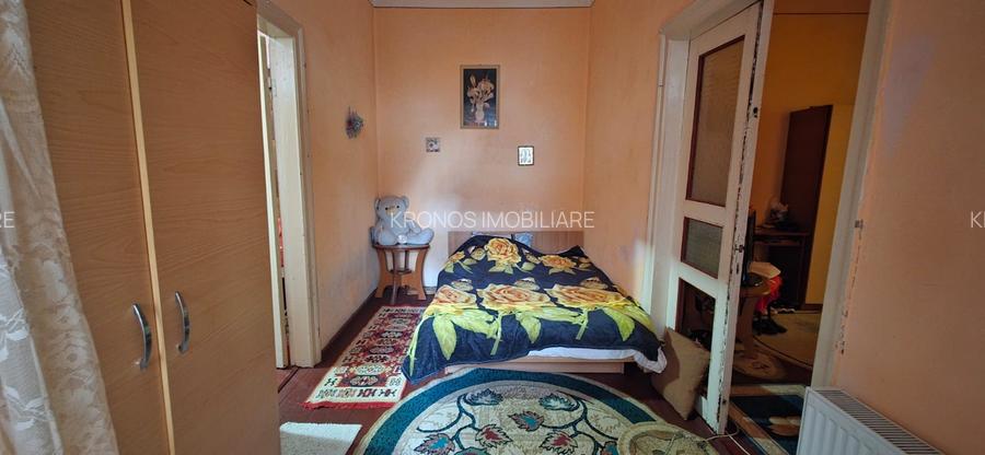 CENTRU 2 CORPURI DE CASA DIN CARAMIDA 5 CAMERE 2 BAI 2 BUCATARII UTILITATI, GAZE - 15