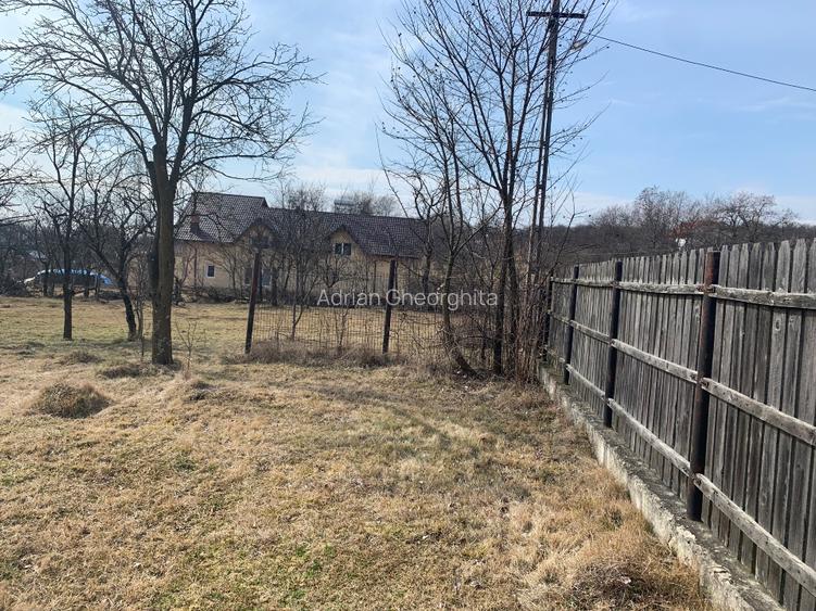 Teren intravilan construibil 4.149 mp, 28 m front – Ogretin (Drajna), utilități  - 8