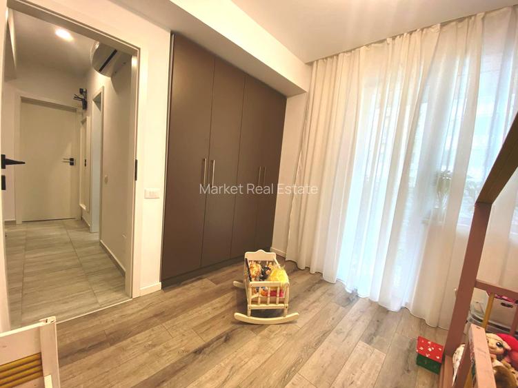 Apartament 3 camere/2 bai + curte proprie 79m2 + 2 parcari - 7