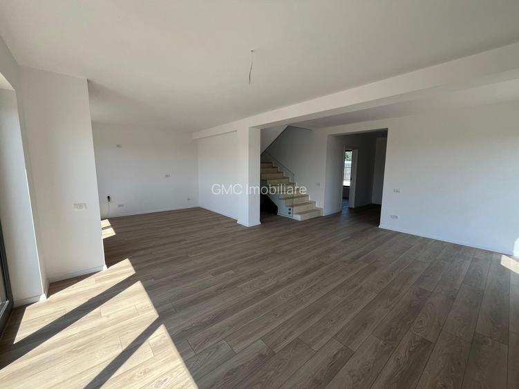 Vila pentru cei care vor spațiu, natură și acces rapid către București - 12