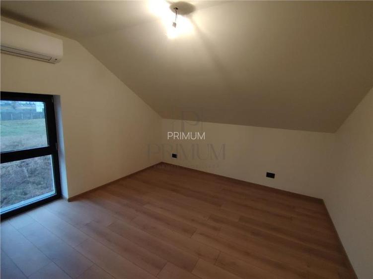 Duplex proiect deosebit - semimobilat  - suprafete foarte generoase - zona foart - 18