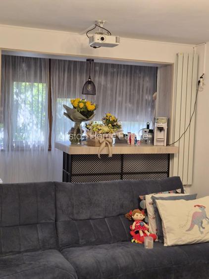 APARTAMENT 3 CAMERE DE VANZARE TITAN PARTER CU BALCON - 6