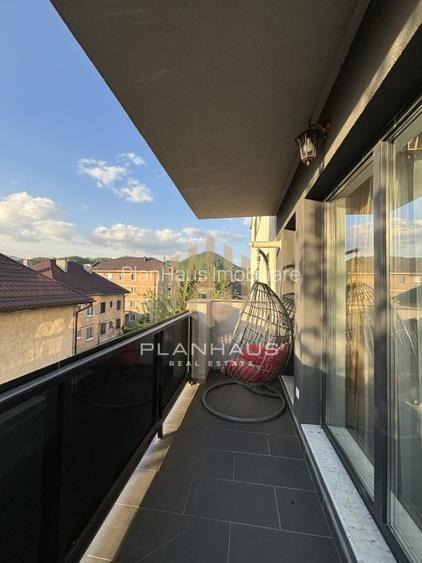 Apartament 2 camere,ultracentral ,etaj 2,zona excelentă  - 15