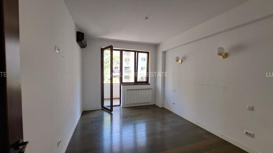 APARTAMENT 3 CAMERE - 34